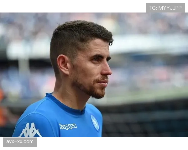 若日尼奥中场组织力持续提升，本赛季表现稳健