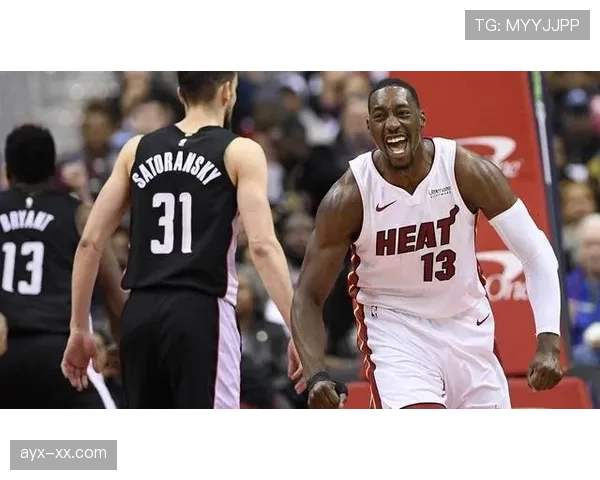 本泽马 vs 哈兰德：全能中锋与终结机器的对比分析