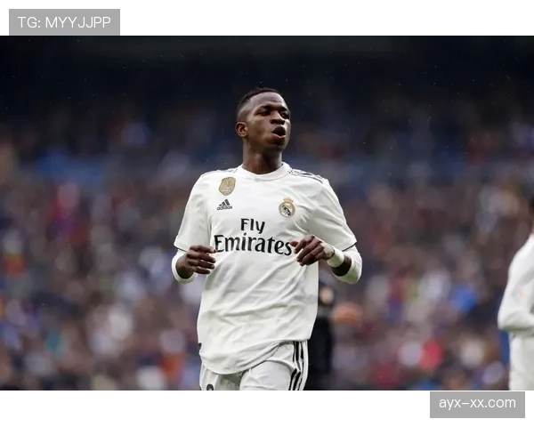 维尼修斯与同期边锋新星对比:谁是未来第一人 维尼修斯与同期边锋新星对比:谁是未来第一人